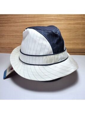 NWT HBC Canada 2012 Olympic Fedora Hat Unisex White Blue Pin Striped One Size